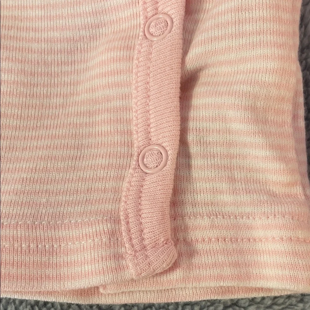 Carter's Light Pink Girls Button Down Shirt with Giraffe Size Newborn
